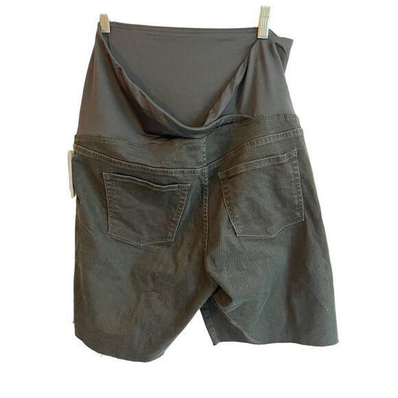 Isabel Maternity Crossover Panel Black Cut-off Jean Shorts Size 18 NWT - Picture 11 of 11